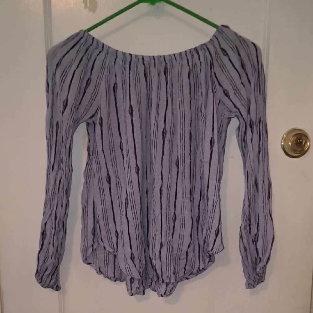 Potter's Pot | Lavender Striped Off-Shoulder Blouse - Picture 4 of 4